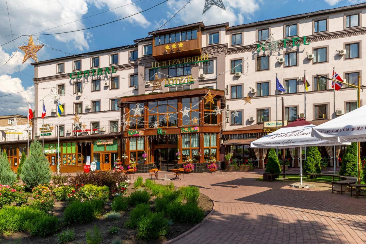 Centralny Hotel Kryvyj Rih Exteriér fotografie