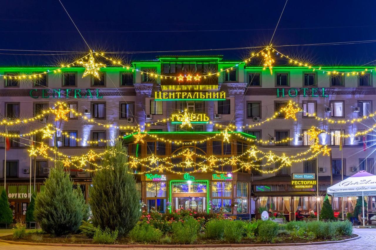Centralny Hotel Kryvyj Rih Exteriér fotografie