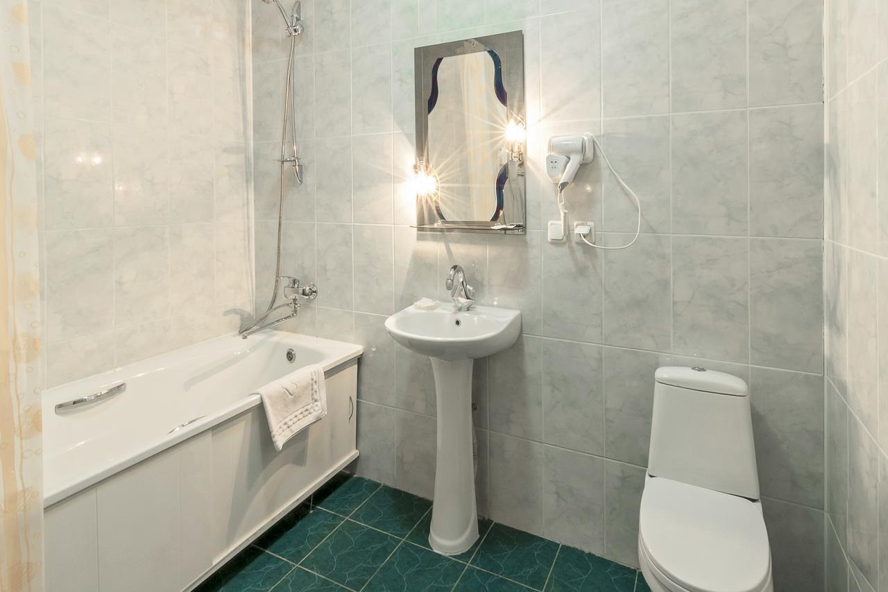 Centralny Hotel Kryvyj Rih Exteriér fotografie