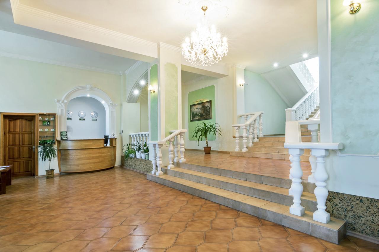 Centralny Hotel Kryvyj Rih Exteriér fotografie