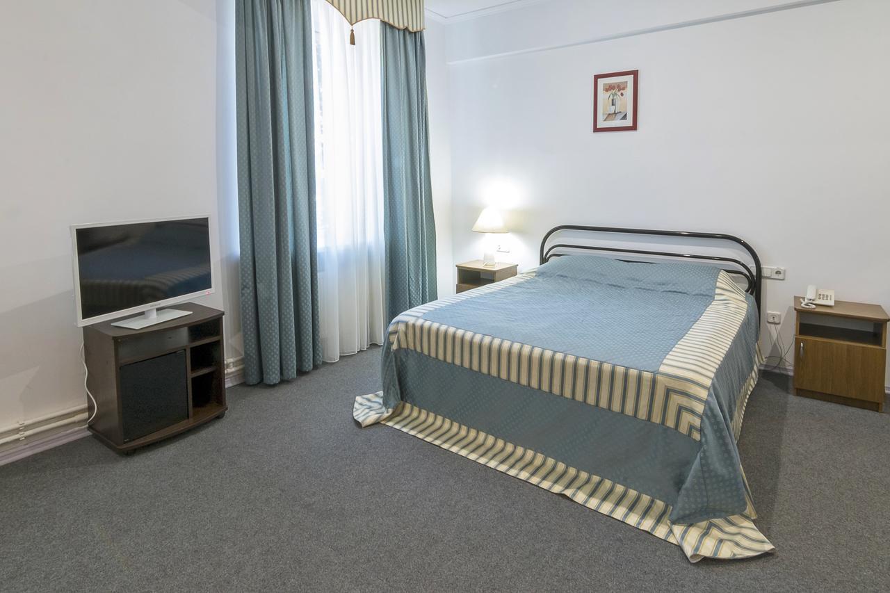 Centralny Hotel Kryvyj Rih Exteriér fotografie