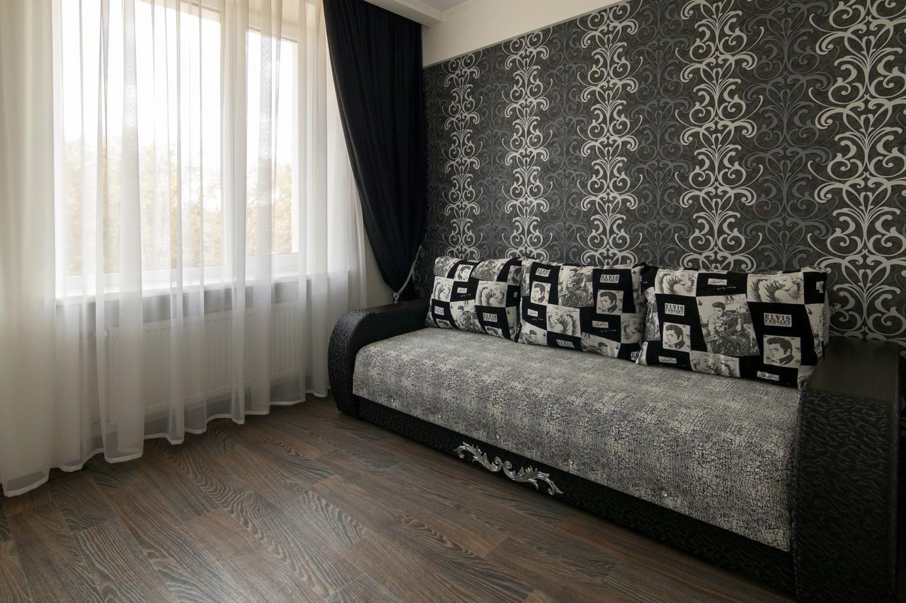 Centralny Hotel Kryvyj Rih Exteriér fotografie